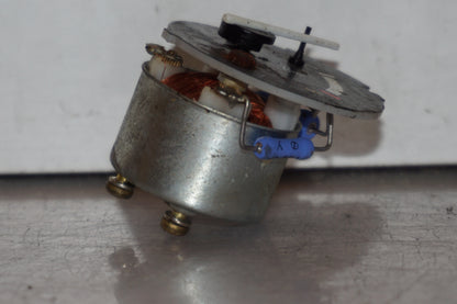 Snett uppifrån på Temperaturmätare från en Honda CBR 900 RR -1997 motorcykel.