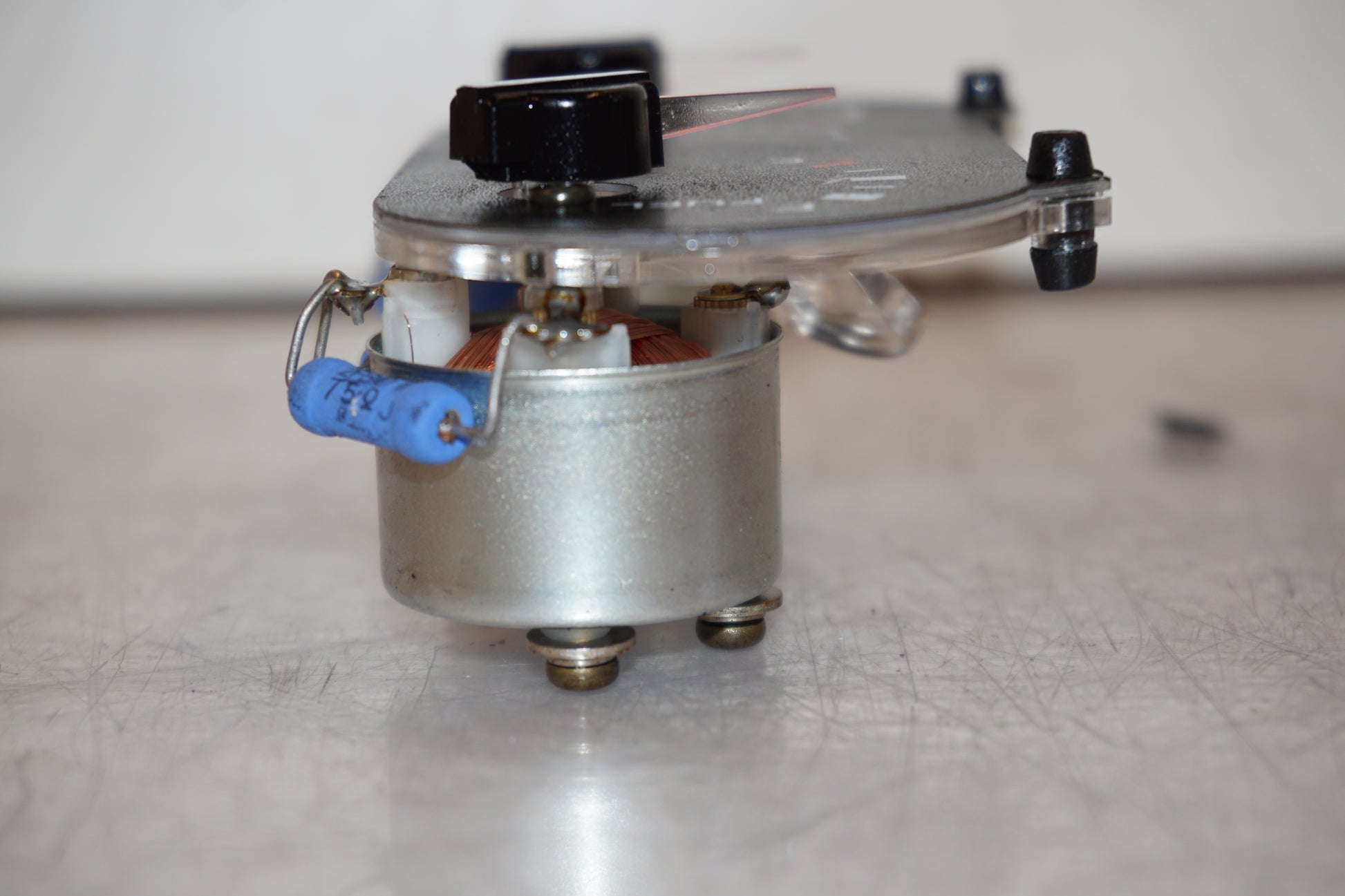 Vänster sida på Temperaturmätare från en Honda VFR 750 -1995 motorcykel.