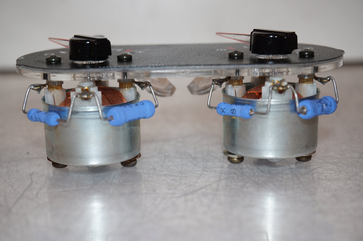 Snett uppifrån på Temperaturmätare från en Honda VFR 750 -1995 motorcykel.