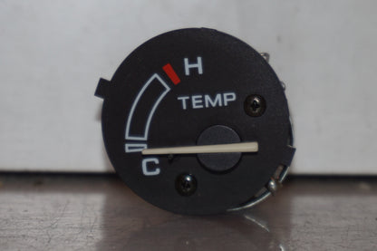 Framsidan på Temperaturmätare från en Honda XRV 750 -1993 motorcykel.