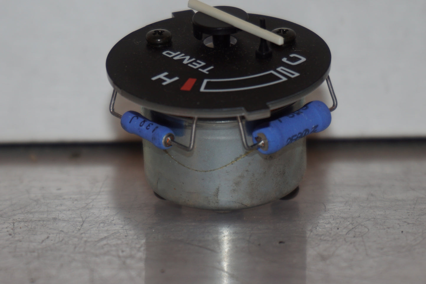 Höger sida på Temperaturmätare från en Honda XRV 750 -1993 motorcykel.