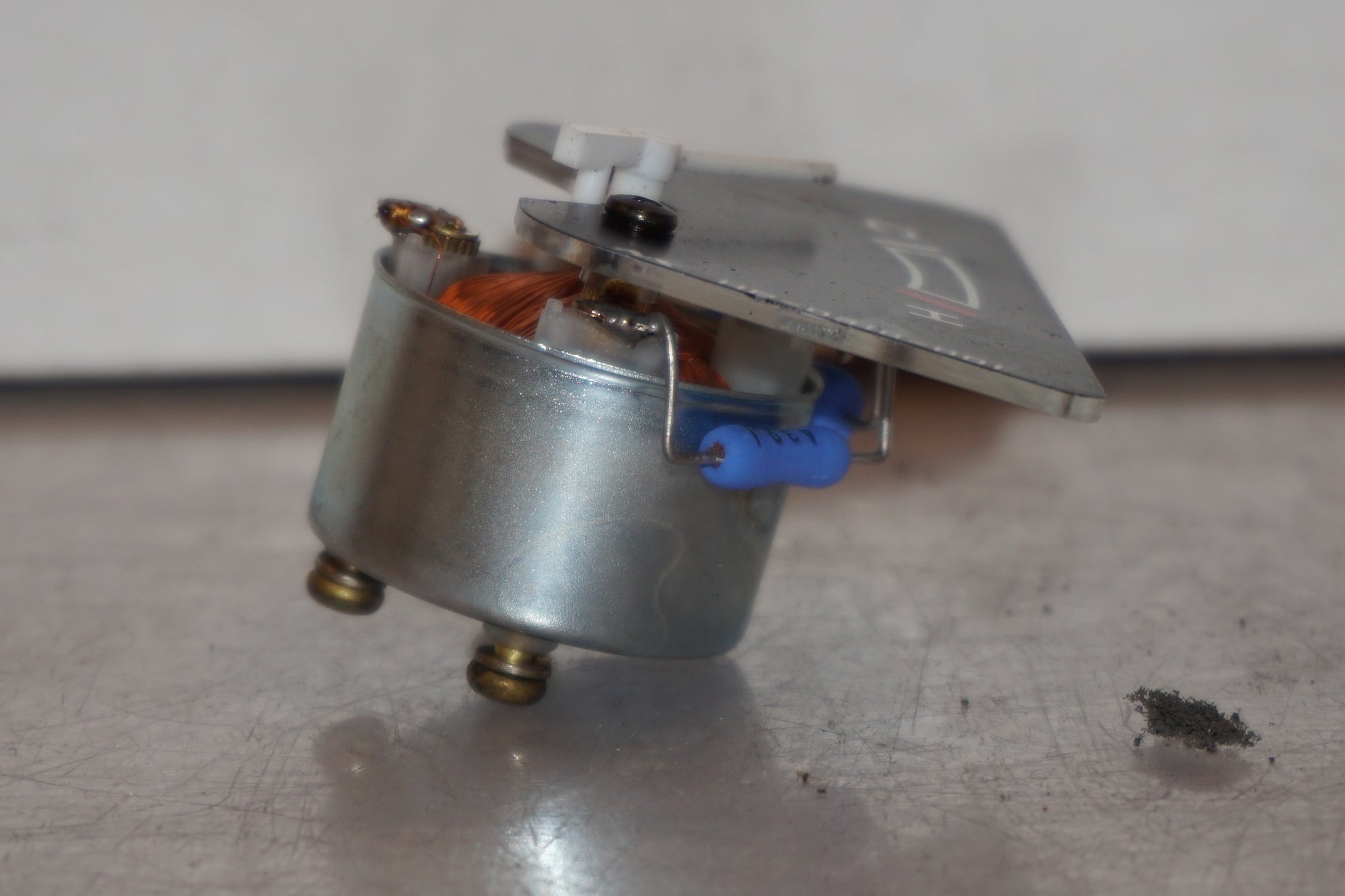 Snett uppifrån på Temperaturmätare från en Honda XL 600 V -1995 motorcykel.