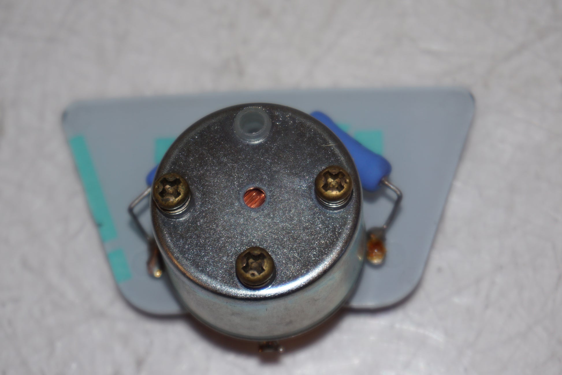 Snett nerifrån på Temperaturmätare från en Honda XL 600 V -1995 motorcykel.