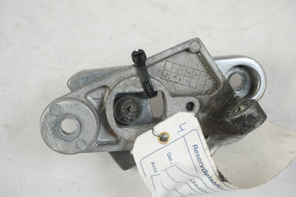 Höger sida på Strålkastarfäste från en Kawasaki VN 750 -1994 motorcykel.