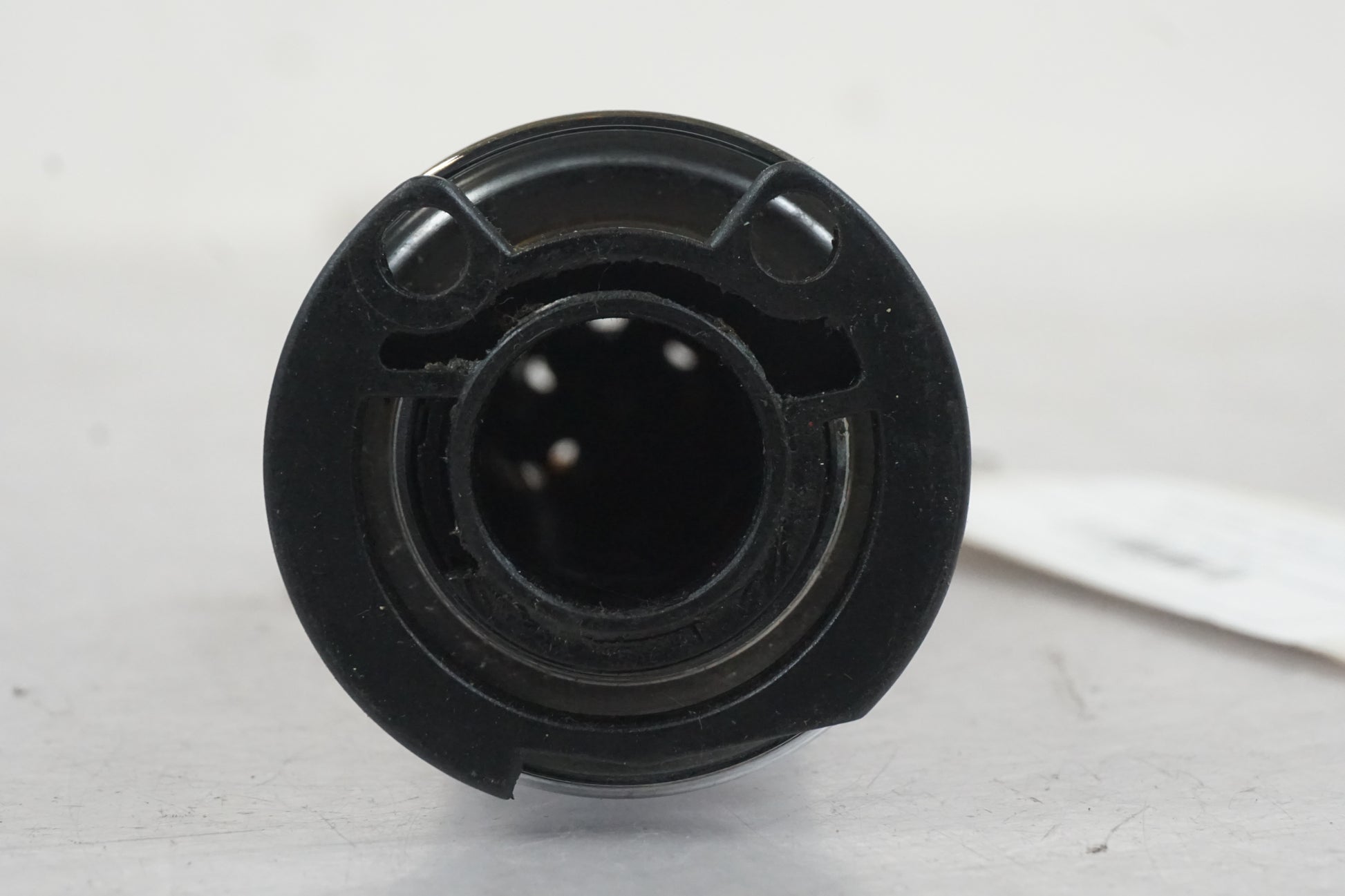 Snett uppifrån på Handtag från en BMW R 850 C -1999 motorcykel.