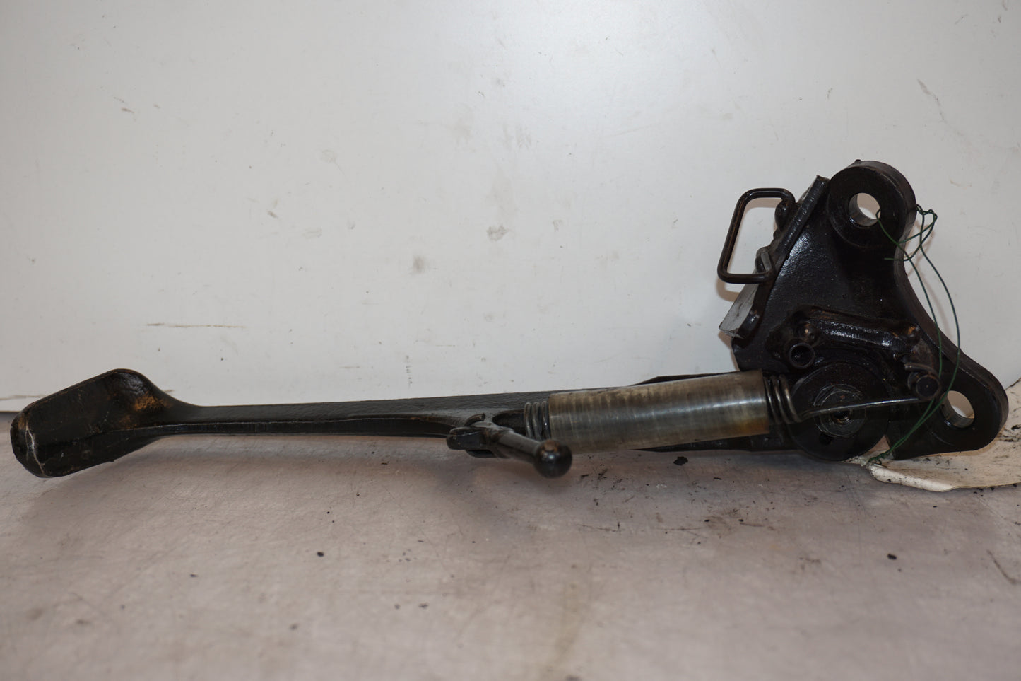 Höger sida på Sidostöd från en Honda CB 1000 R -2009 motorcykel.