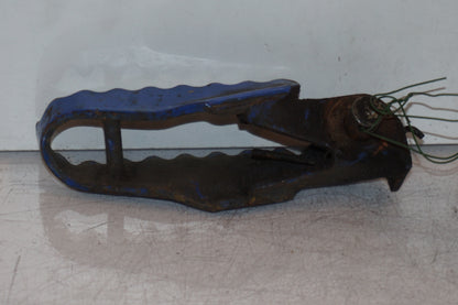 Baksidan på Fotpinne från en Suzuki DR 750 S -1988 motorcykel.