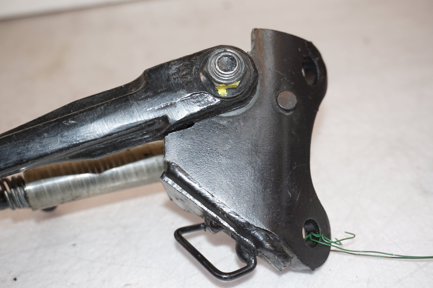 Extrabild2 på Sidostöd från en Honda CB 1000 R -2009 motorcykel.