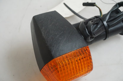 Baksidan på Blinkers från en Kawasaki ER 5 -2003 motorcykel.