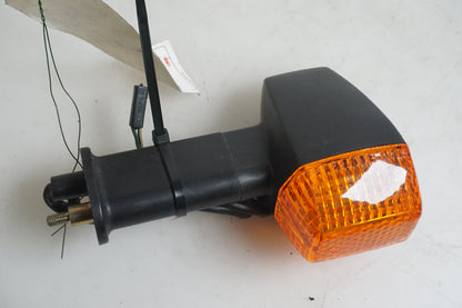 Höger sida på Blinkers från en Kawasaki ER 5 -2003 motorcykel.
