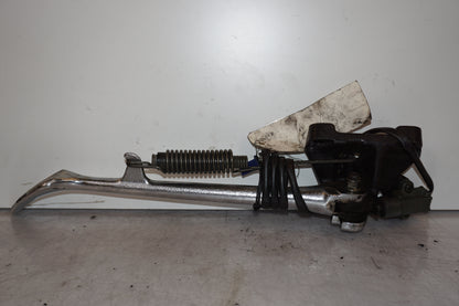 Höger sida på Sidostöd från en Yamaha XVS 650 -1999 motorcykel.