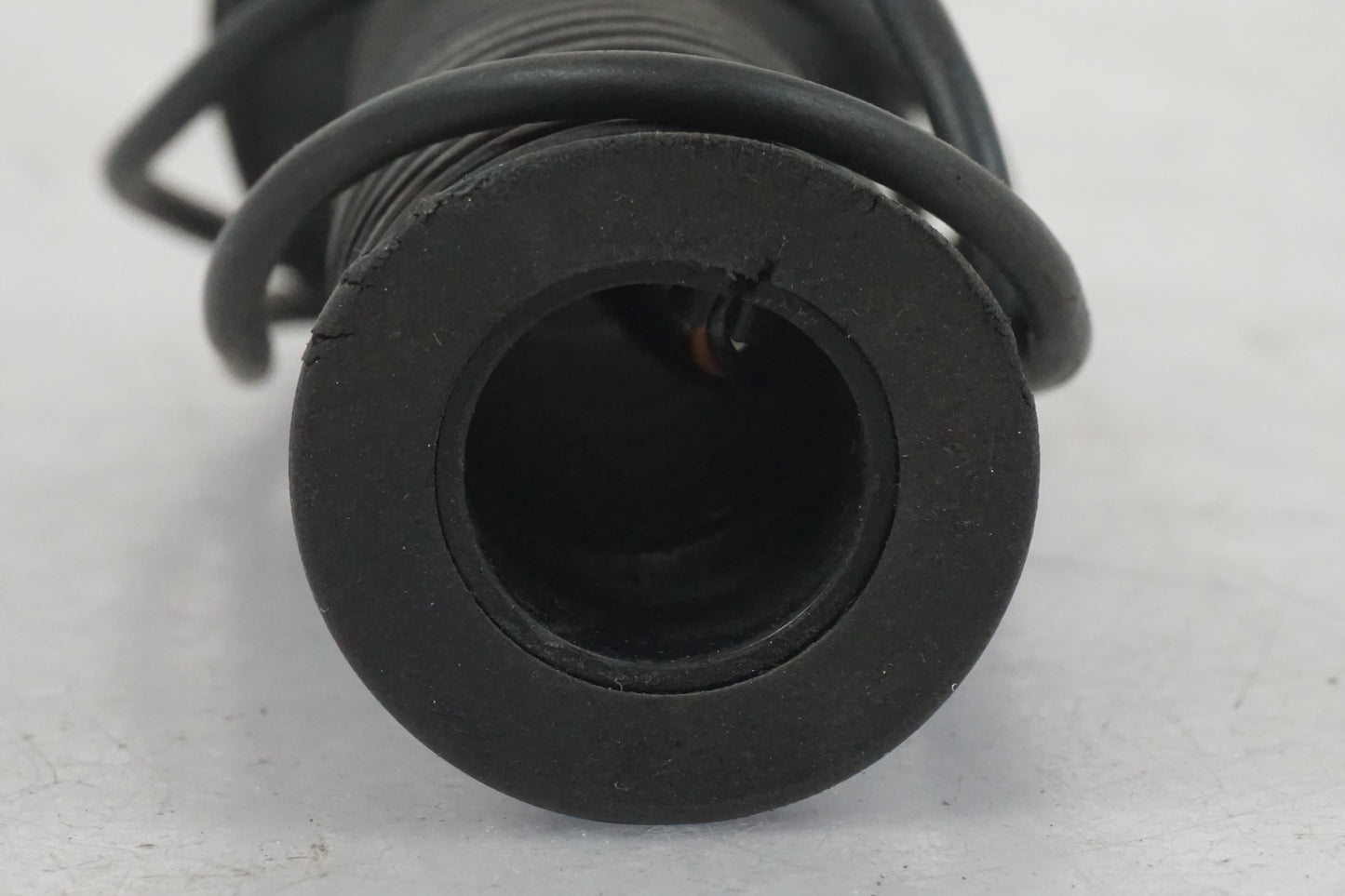 Vänster sida på Värmehandtag från en BMW R 1100 S -2001 motorcykel.