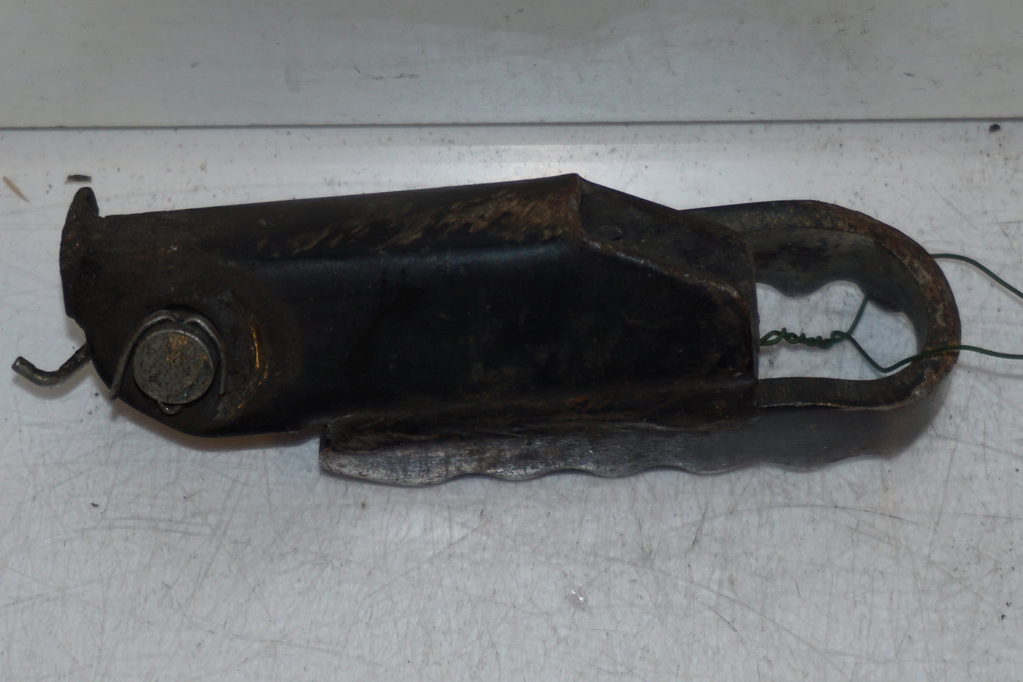 Höger sida på Fotpinne från en Suzuki DR 650 -1993 motorcykel.