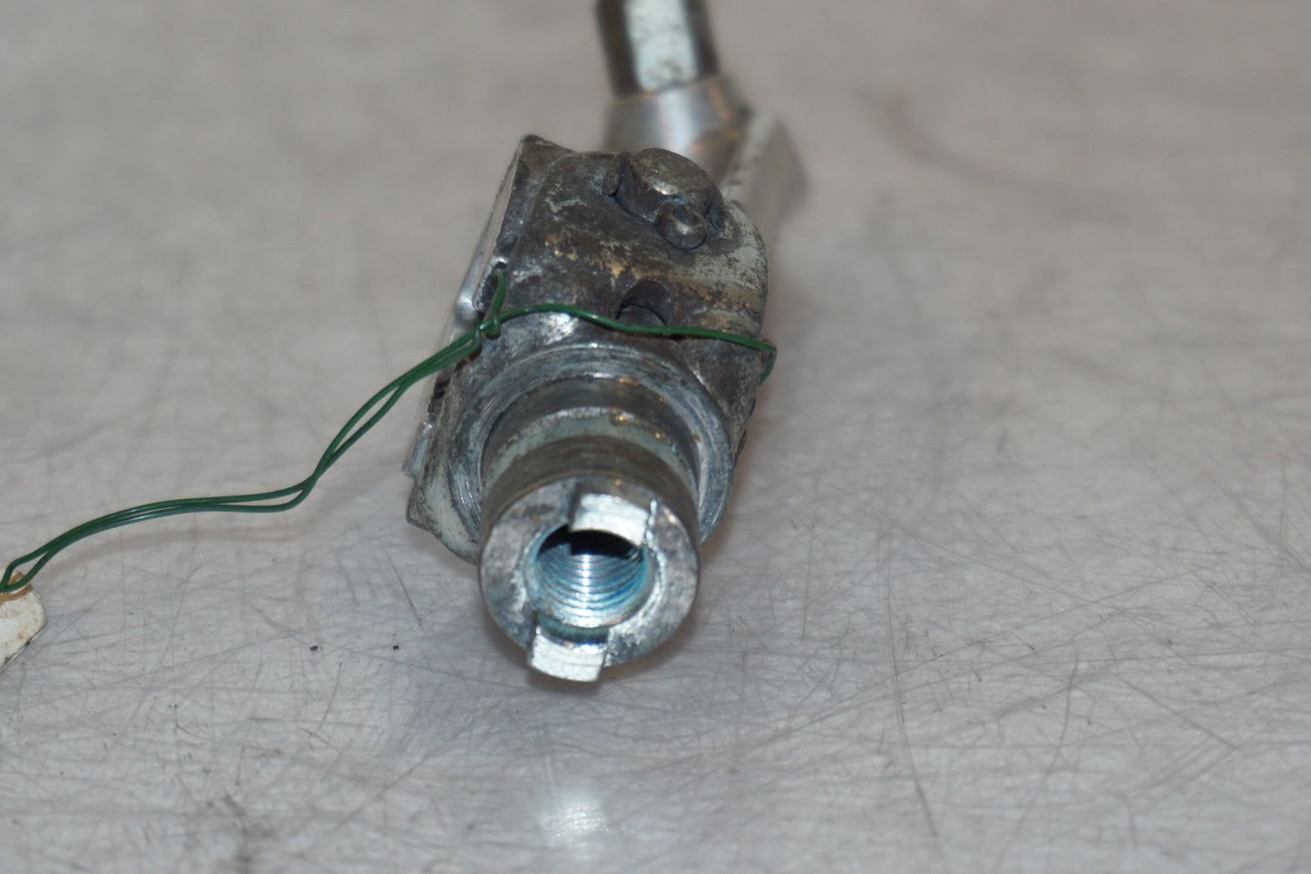 Snett uppifrån på Fotpinne från en Suzuki GSX-R 600 -2001 motorcykel.