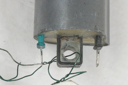 Höger sida på Tändspole från en Kawasaki GPZ 500 -1993 motorcykel.