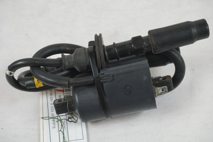 Höger sida på Tändspole från en Suzuki RF 600 R -1993 motorcykel.