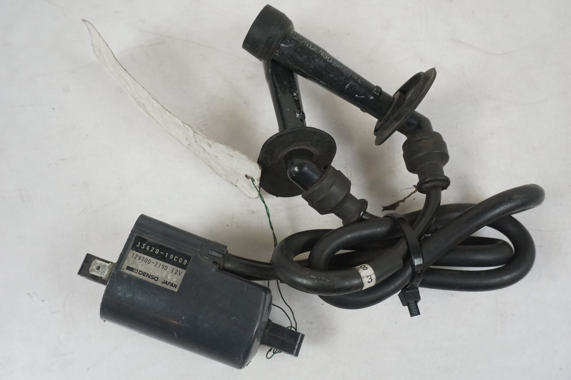 Framsidan på Tändspole från en Suzuki GSX 600 F -1988 motorcykel.