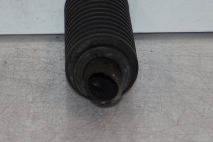 Vänster sida på Fotpinne från en Suzuki DR 750 S -1989 motorcykel.