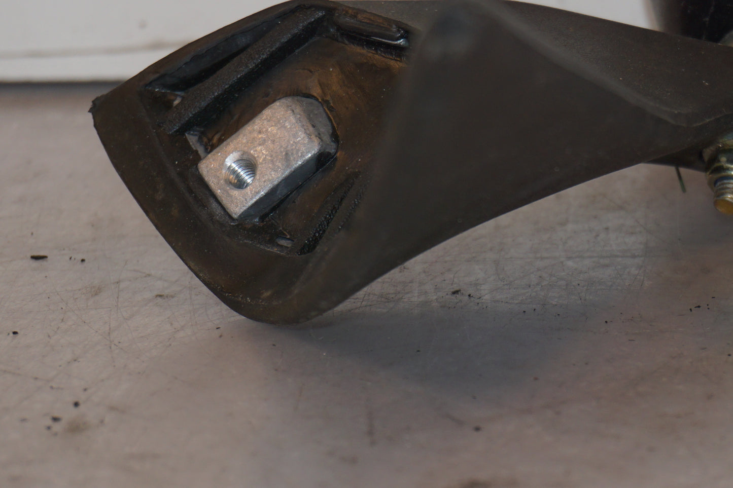 Höger sida på Backspegel från en BMW R 100 RT -1982 motorcykel.