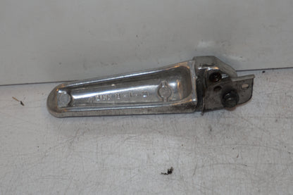 Baksidan på Fotpinne från en Suzuki GSX-R 600 -2000 motorcykel.