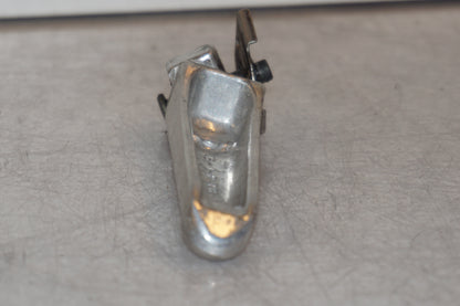 Höger sida på Fotpinne från en Suzuki GSX-R 600 -2000 motorcykel.