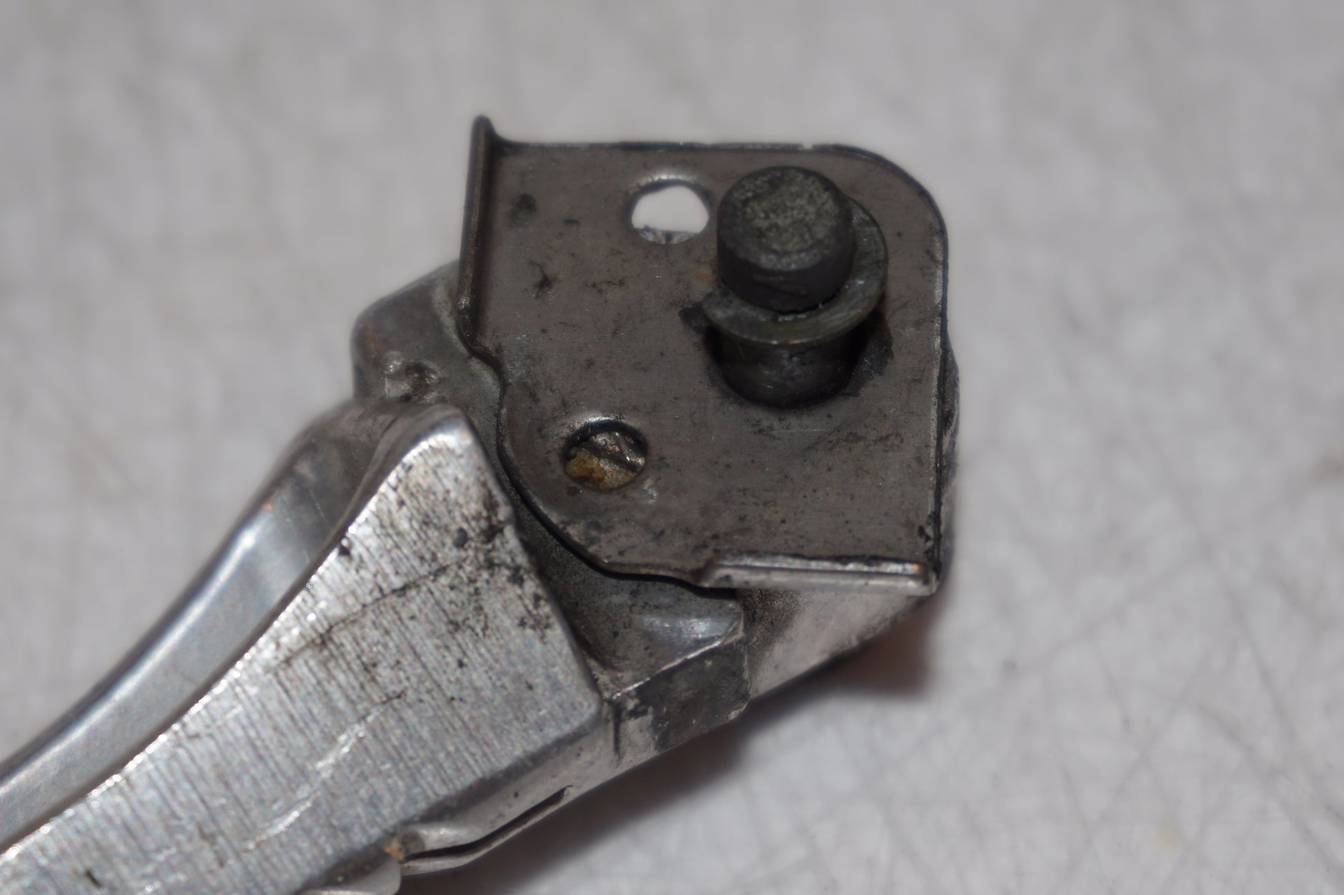 Snett uppifrån på Fotpinne från en Suzuki GSX-R 600 -2000 motorcykel.