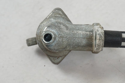 Höger sida på Bensinkran från en Husqvarna SM 500 -2006 motorcykel.