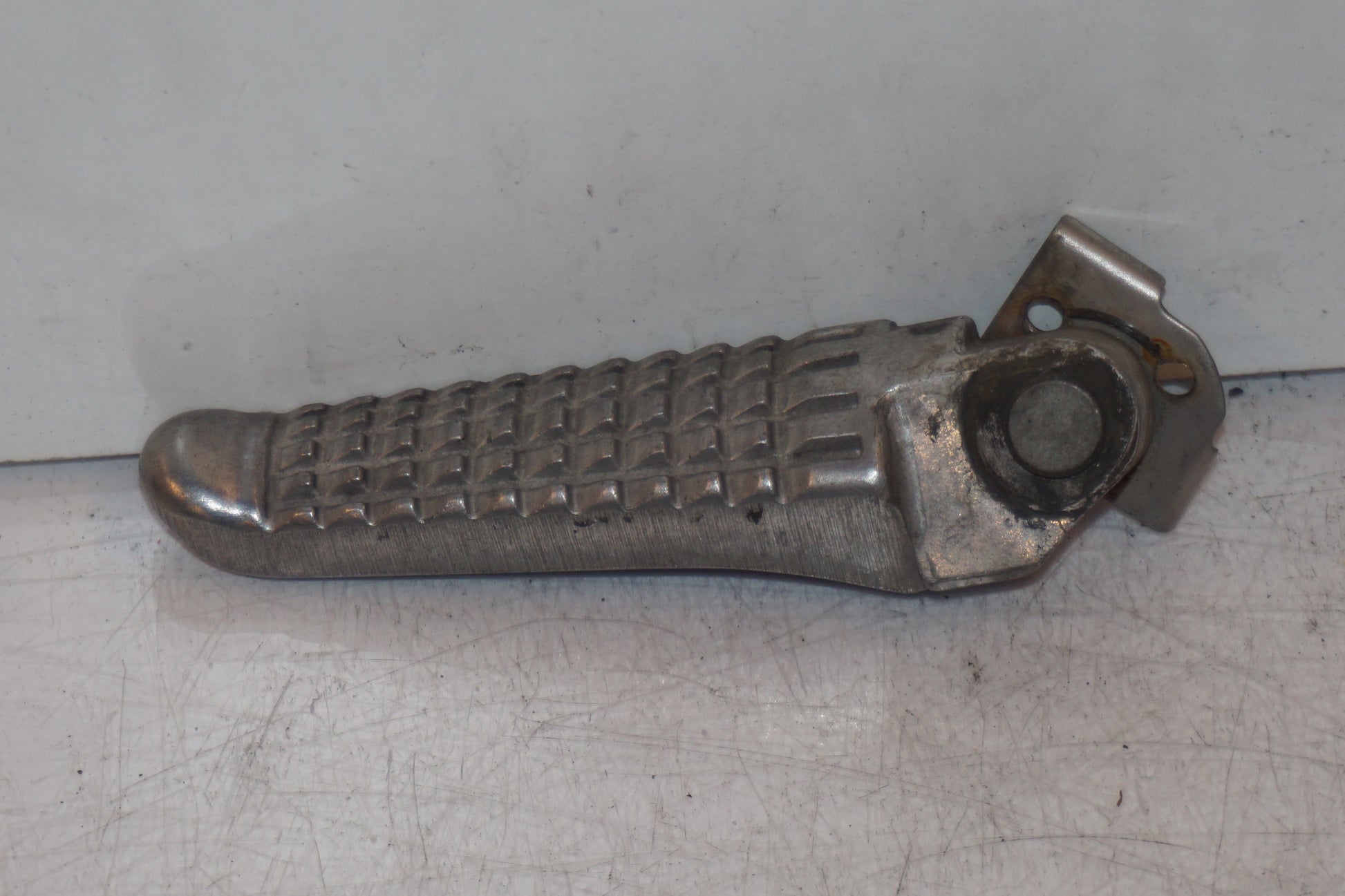 Framsidan på Fotpinne från en Suzuki GSX-R 600 -1999 motorcykel.