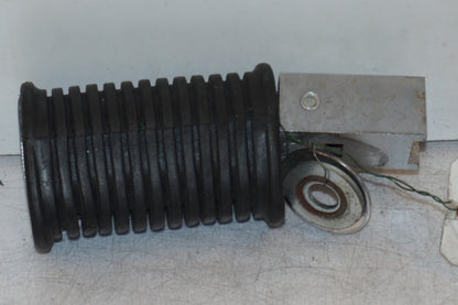 Framsidan på Fotpinne från en Suzuki LS 650 -1999 motorcykel.