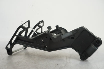 Support de capot supérieur