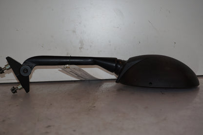 Vänster sida på Backspegel från en Triumph Daytona 650 -2005 motorcykel.