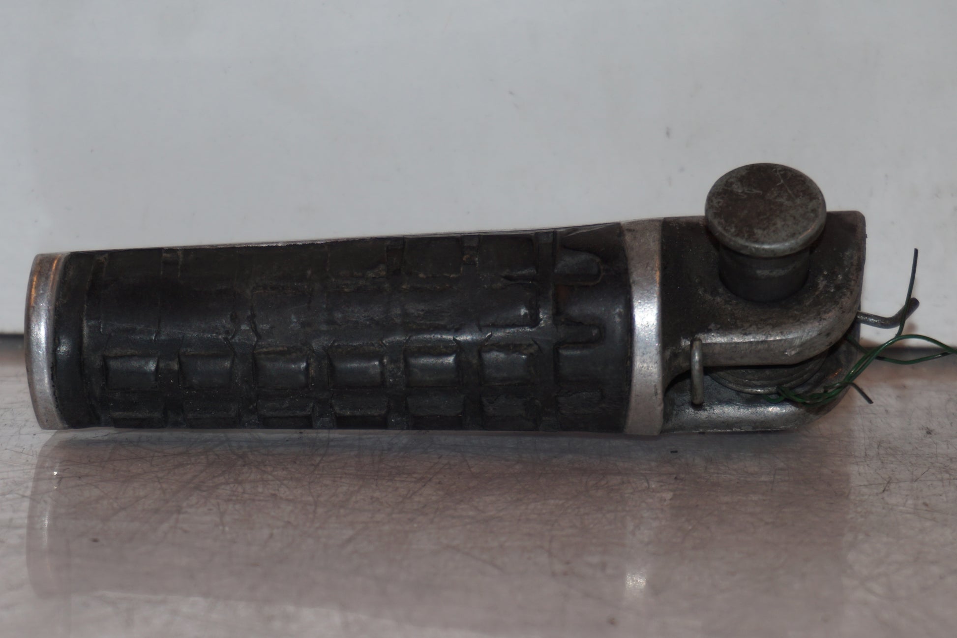 Framsidan på Fotpinne från en Kawasaki ZX-6R -1997 motorcykel.