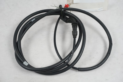 Baksidan på Sadellåsvajer från en Yamaha X-Max 250 -2012 scooter.