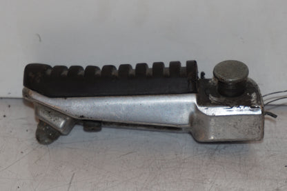 Baksidan på Fotpinne från en Kawasaki ZX-6R -1998 motorcykel.