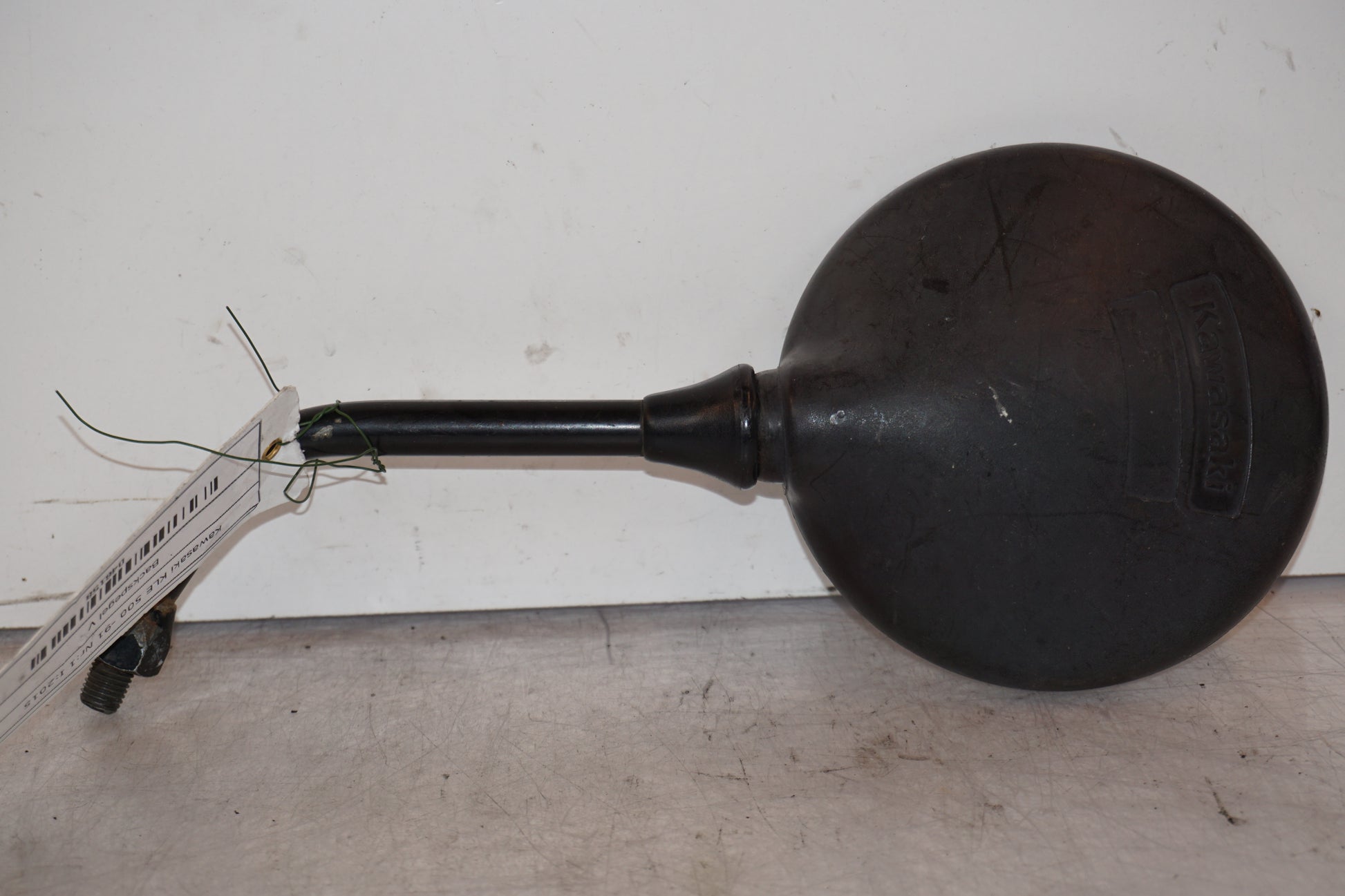 Höger sida på Backspegel från en Kawasaki KLE 500 -1991 motorcykel.