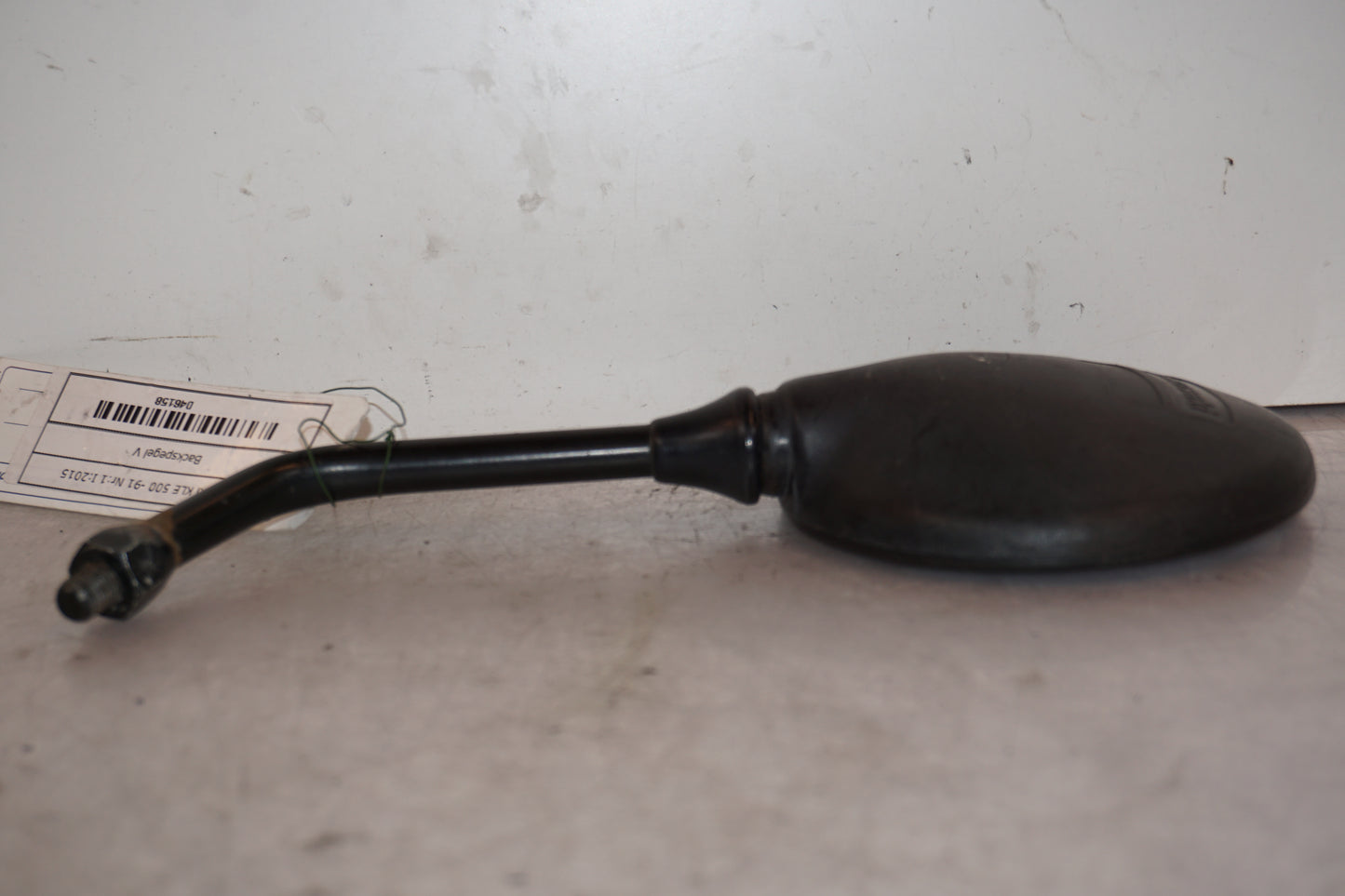 Vänster sida på Backspegel från en Kawasaki KLE 500 -1991 motorcykel.