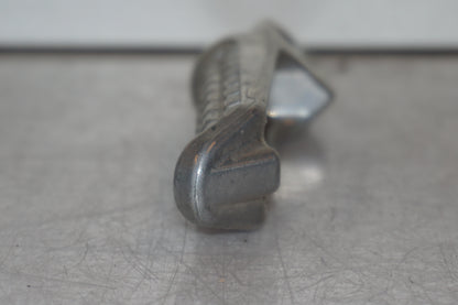 Snett uppifrån på Fotpinne från en Kawasaki Ninja 300 -2014 motorcykel.