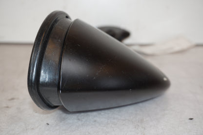 Snett uppifrån på Backspegel från en Kawasaki ZZ-R 1400 -2014 motorcykel.