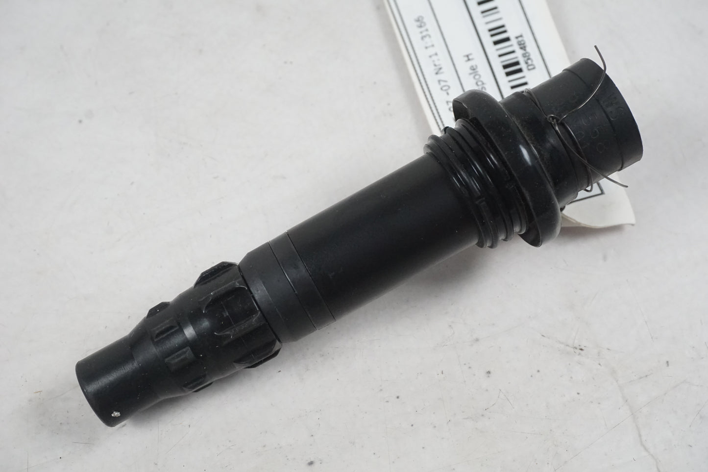 Baksidan på Tändspole från en Yamaha MT-07 -2014 motorcykel.