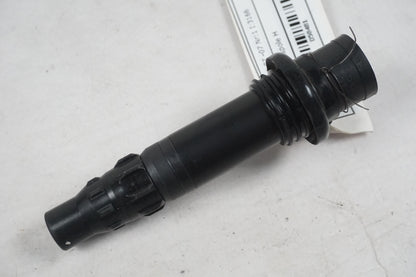 Baksidan på Tändspole från en Yamaha MT-07 -2014 motorcykel.