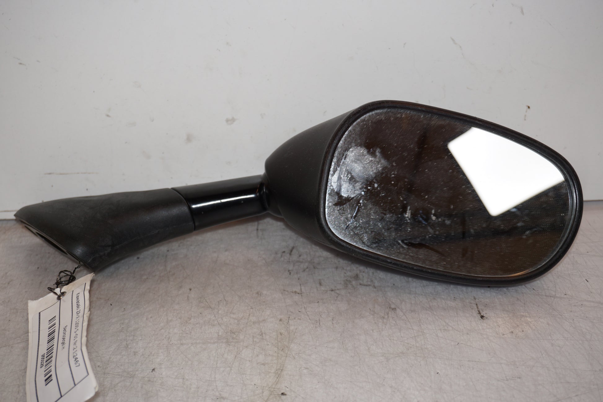 Framsidan på Backspegel från en Kawasaki ZR-X 1200 S -2001 motorcykel.