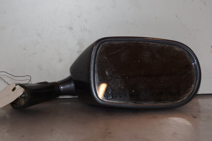 Framsidan på Backspegel från en Kawasaki GPZ 900 -1985 motorcykel.