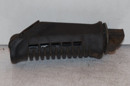 Vänster sida på Fotpinne från en Suzuki GS 500 -2004 motorcykel.