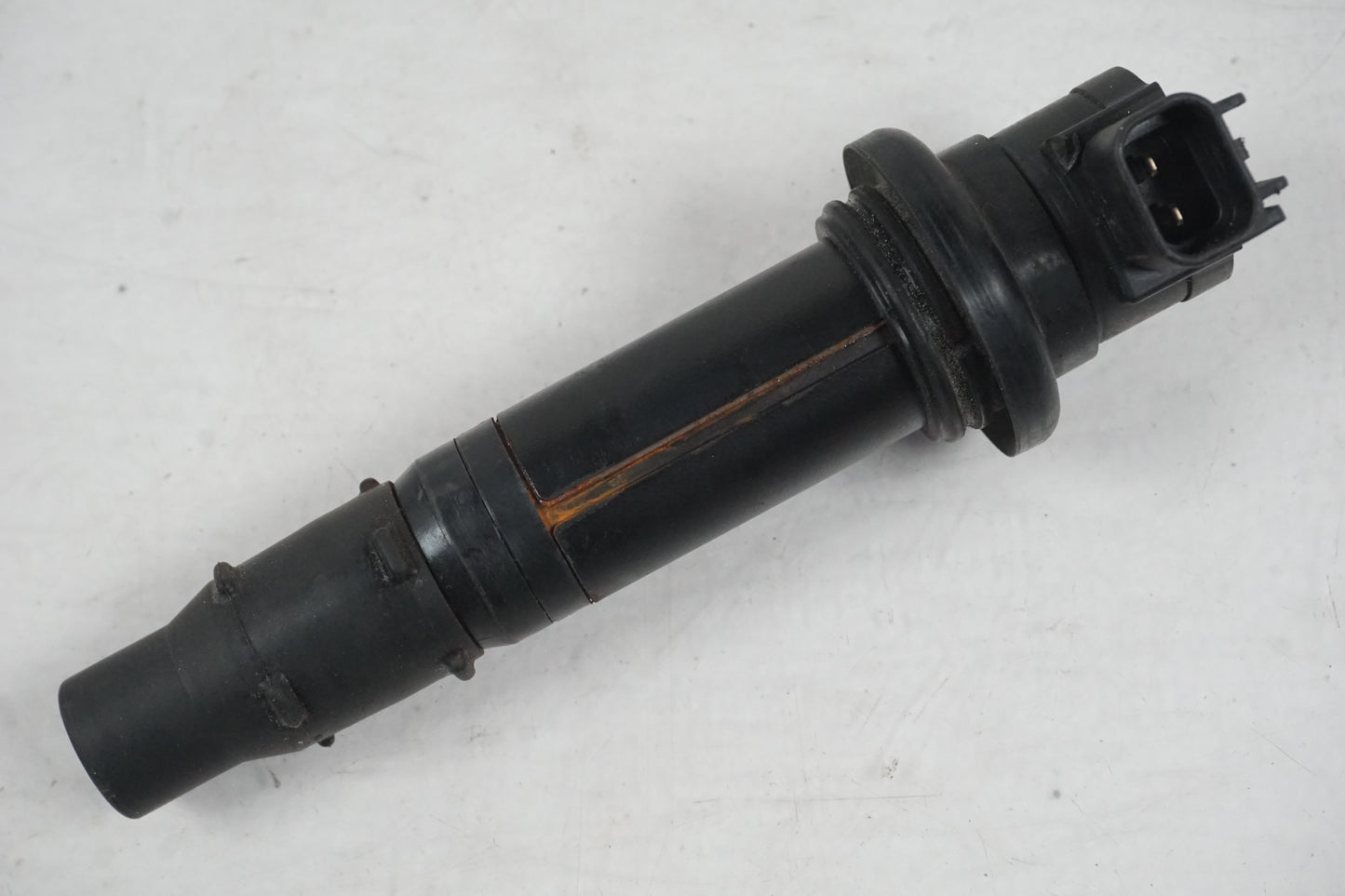 Framsidan på Tändspole från en Yamaha FZ-1 N -2007 motorcykel.