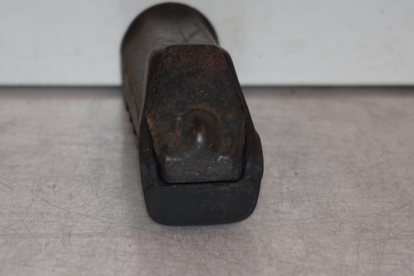 Snett uppifrån på Fotpinne från en Suzuki GS 500 -2004 motorcykel.