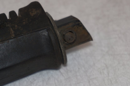 Extrabild1 på Fotpinne från en Suzuki GS 500 -2004 motorcykel.