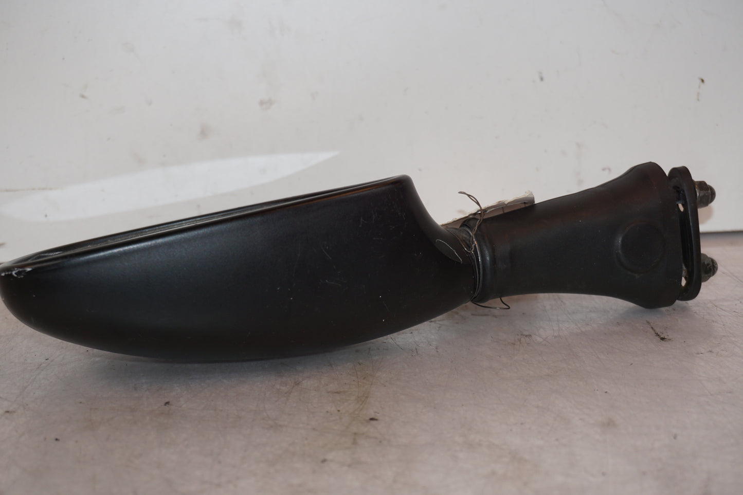 Vänster sida på Backspegel från en Kawasaki ZX-9R -1999 motorcykel.