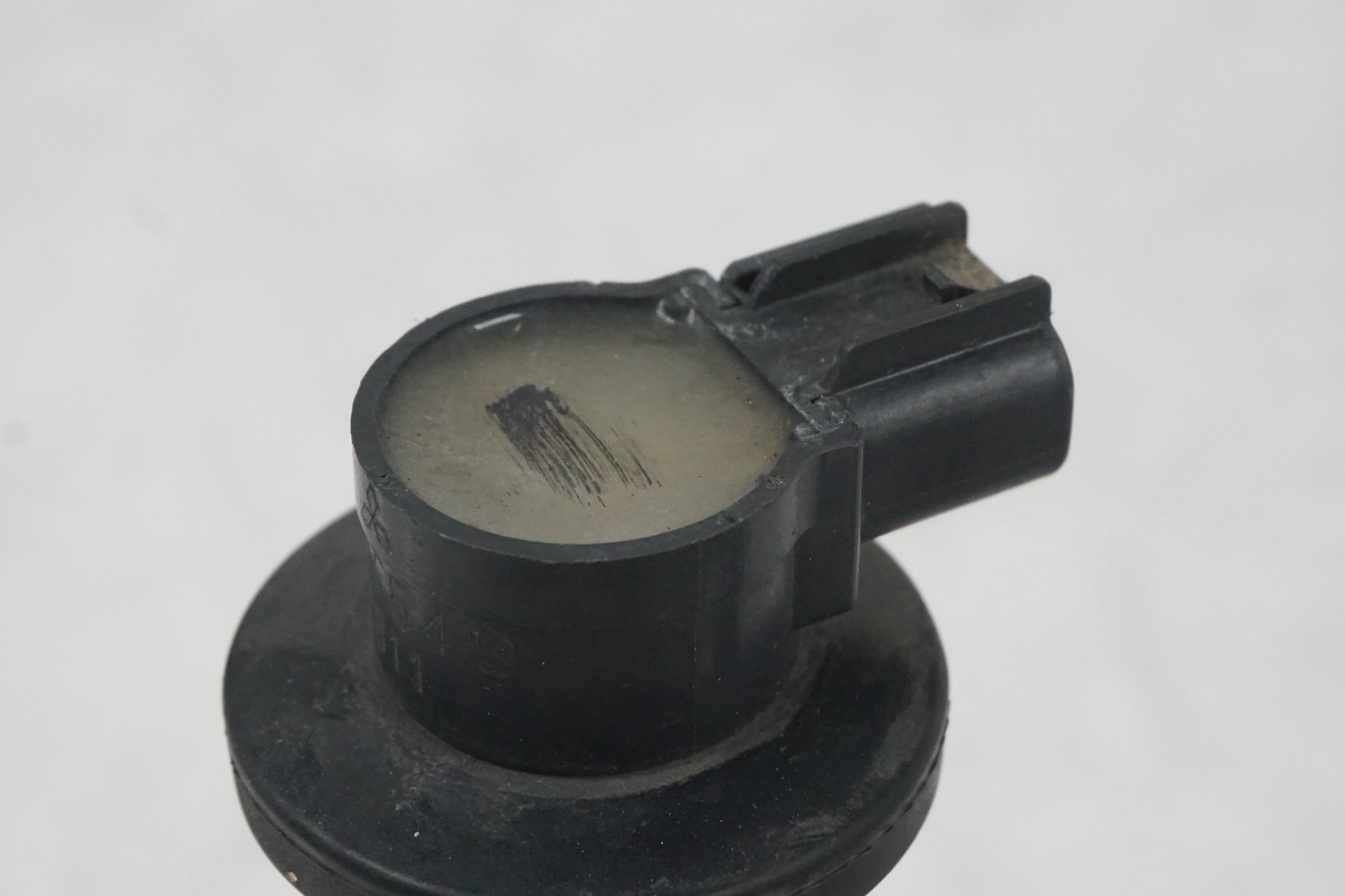 Höger sida på Tändspole från en Yamaha YZF R6 -2001 motorcykel.