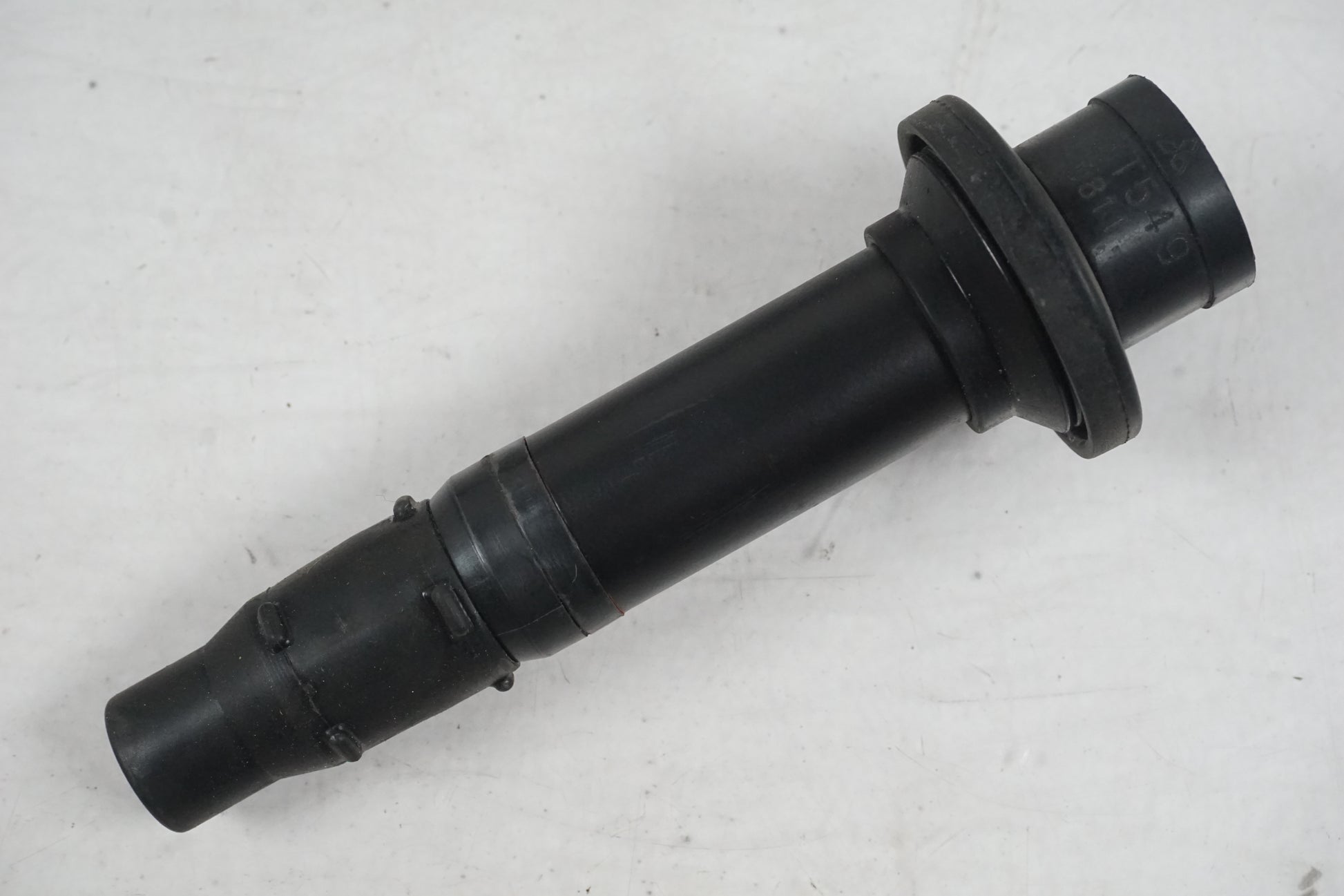 Baksidan på Tändspole från en Yamaha YZF R6 -2001 motorcykel.