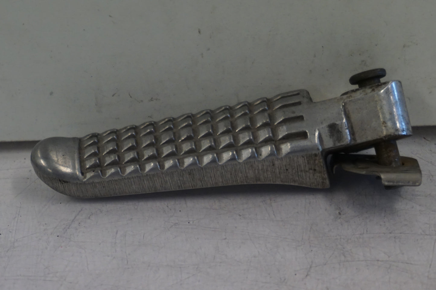 Framsidan på Fotpinne från en Suzuki GSX-R 600 -1999 motorcykel.